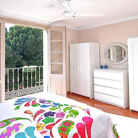 Carreteria Studio Balcony & Relax Apartment Malaga Bagian luar foto