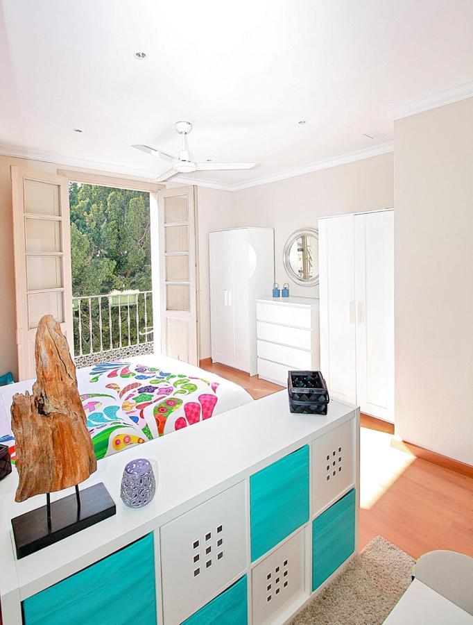 Carreteria Studio Balcony & Relax Apartment Malaga Bagian luar foto